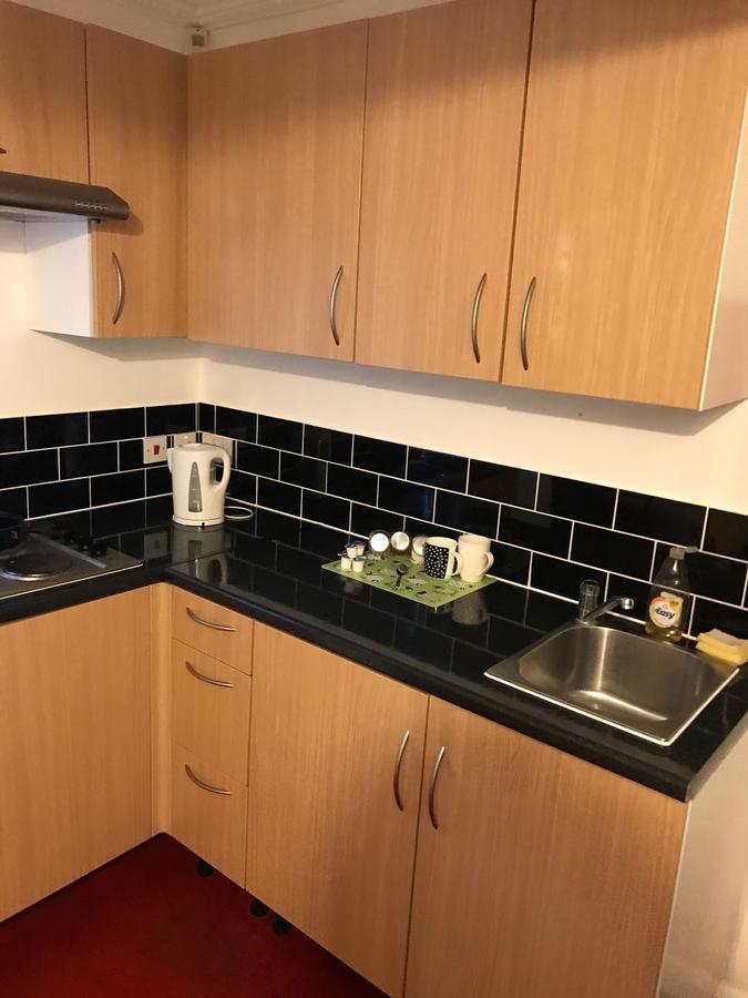 Hatfield Save-Money Rooms - 10Over10 For Price! מראה חיצוני תמונה